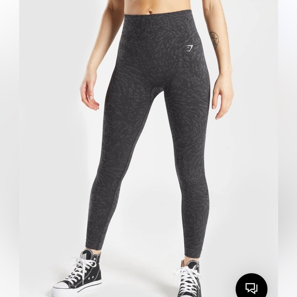 Gymshark Pants - Gymshark adapt animal leggings- medium